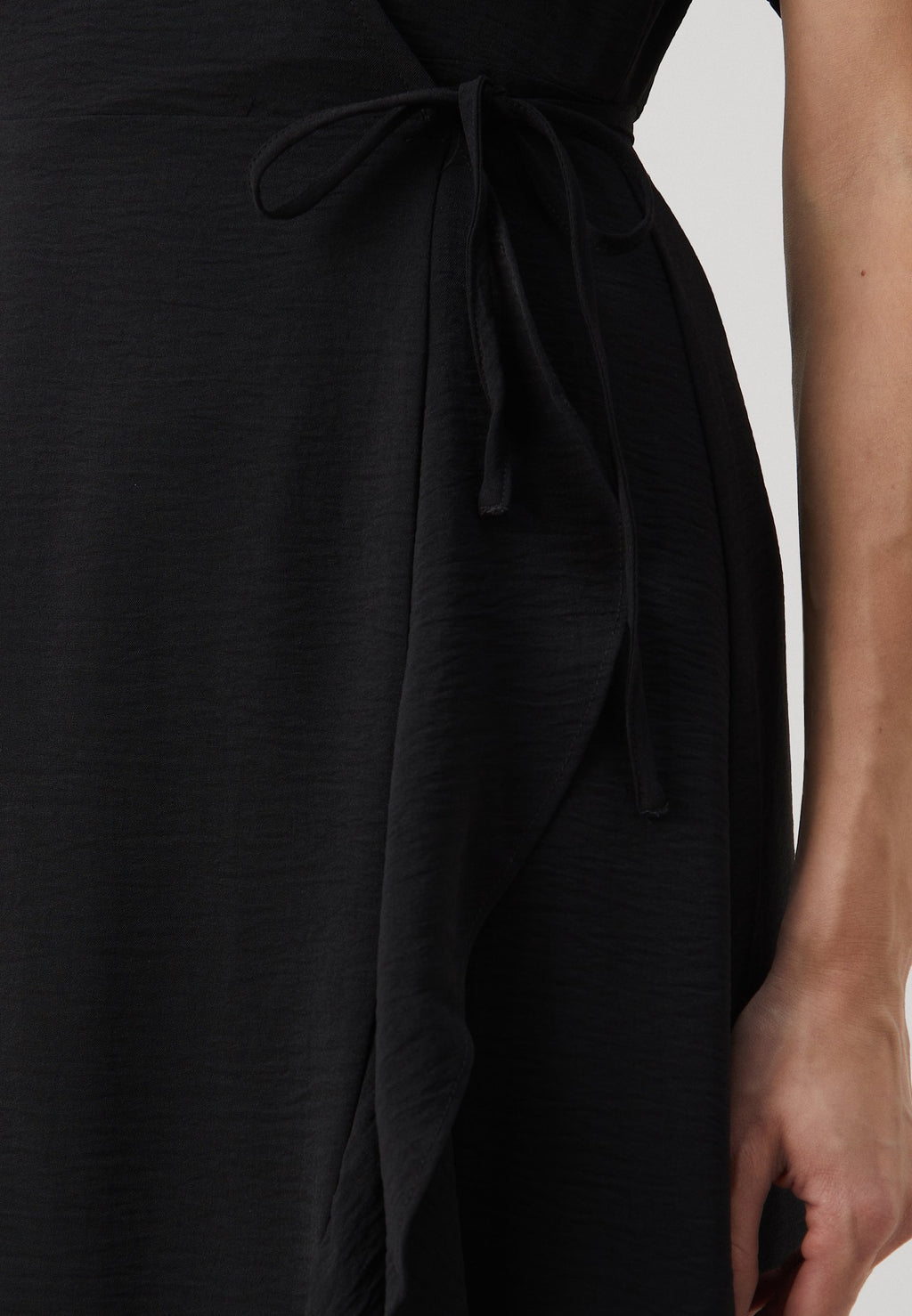 METTE WRAP MIDI  Media 6