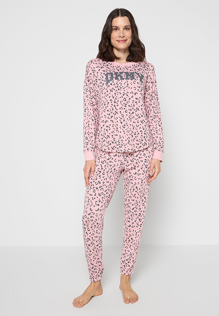 DKNY Loungewear Nachtwäsche Set Media 1