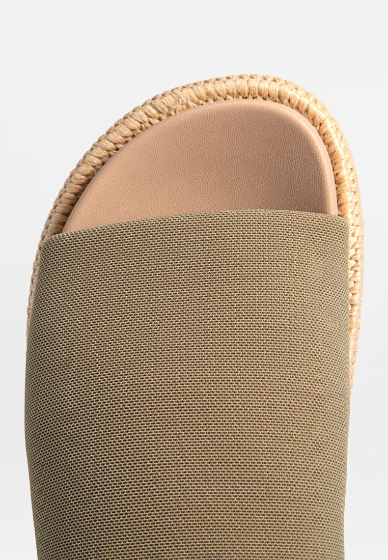 Steve Madden BLINKY