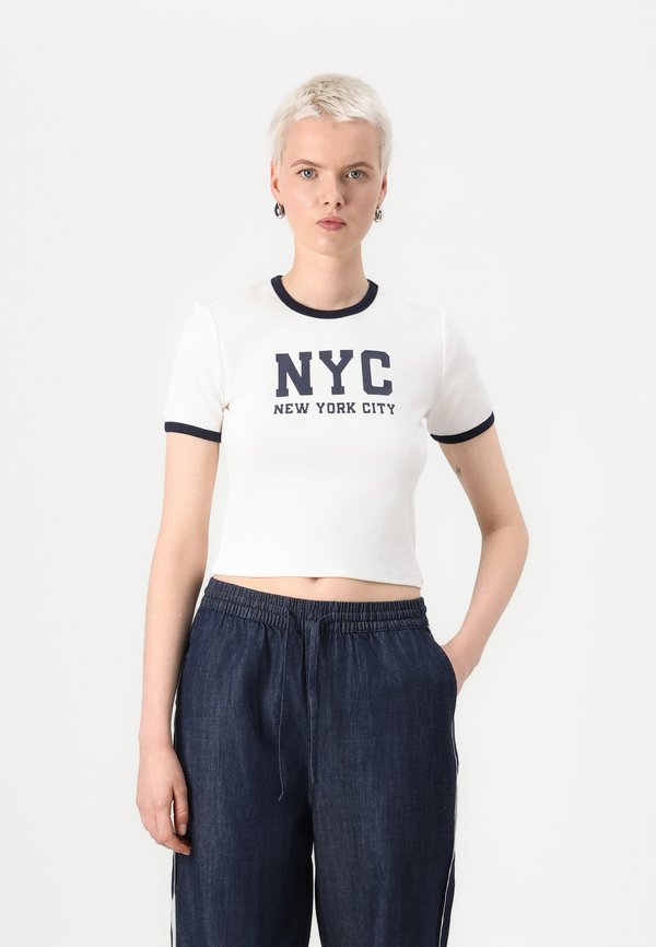 ONLY ONLVIKKA O NECK SHORT
