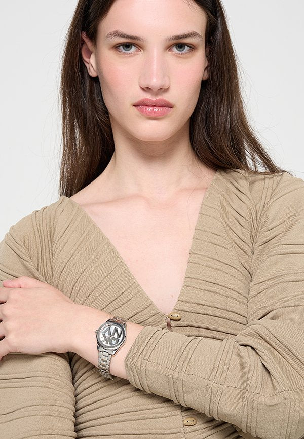DKNY