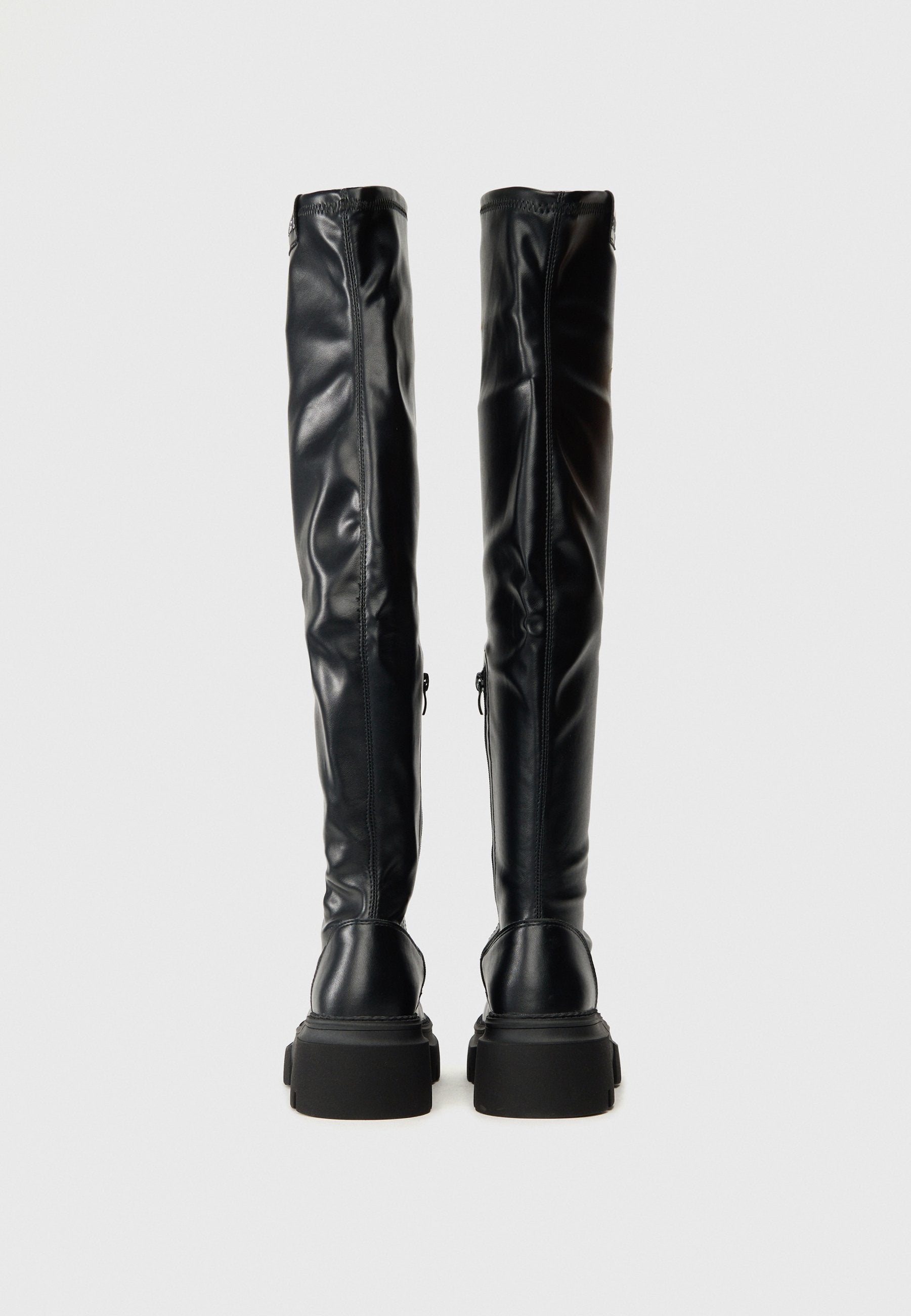 Buffalo MAVE OVERKNEE