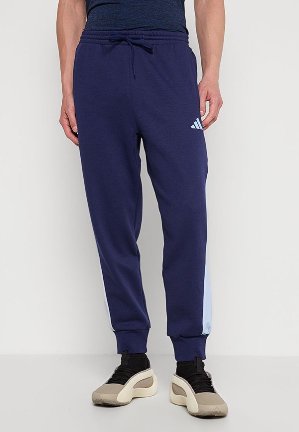 adidas Performance REGULAR FIT