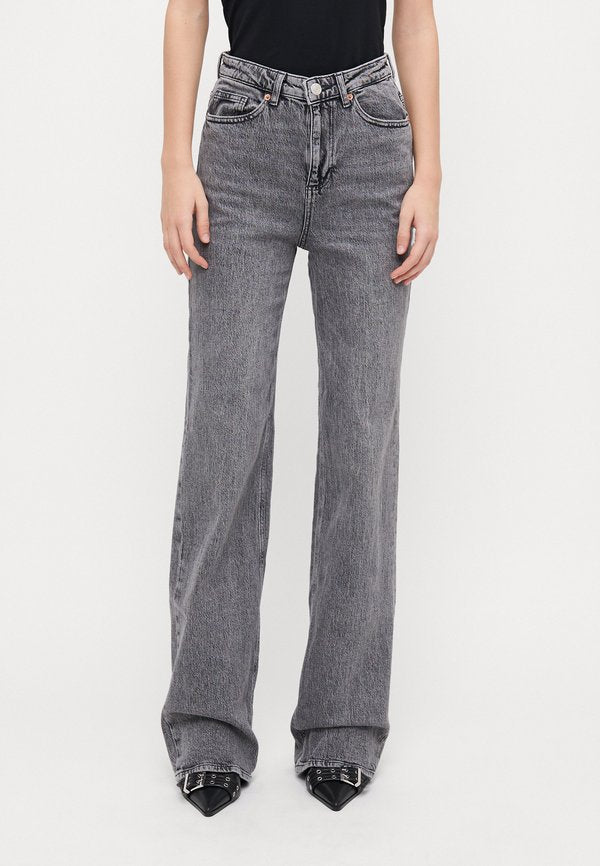 Vero Moda Tall VMTESSA WIDE - Wide Leg - medium grey denim