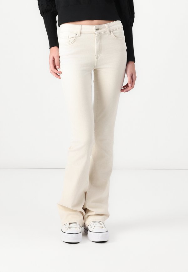 ONLY ONLBLUSH LIFE  - Flared Jeans - ecru