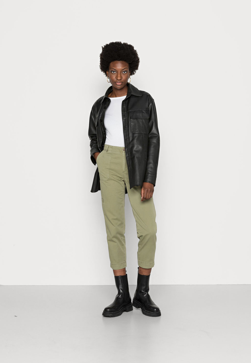 Esprit Stoffhose Media 2