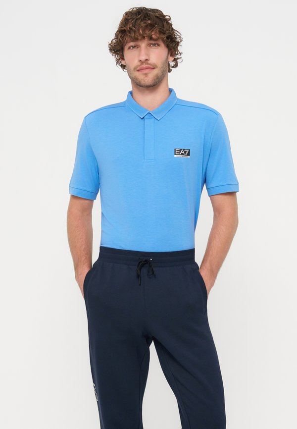 EA7 Emporio Armani