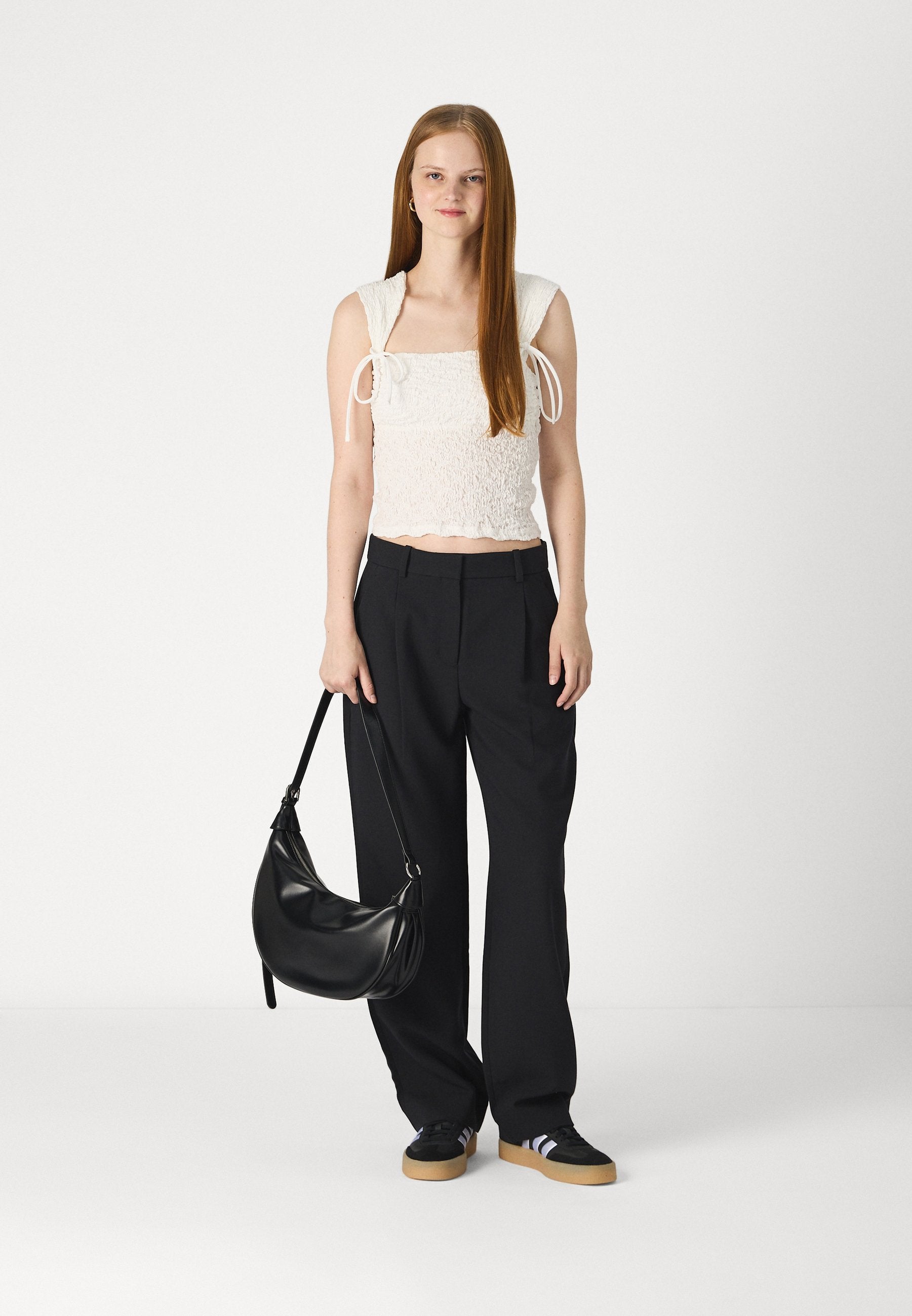 Abercrombie & Fitch CLASSIC RELAXED STRAIGHT