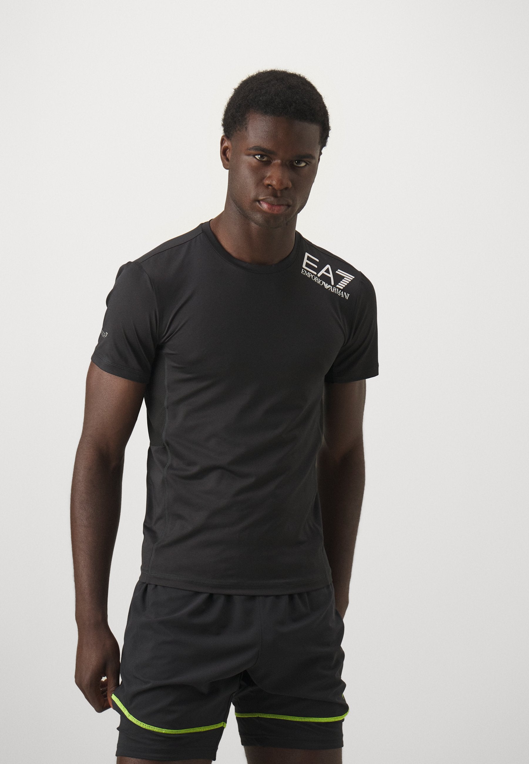 VIGOR7 TEE Media 3