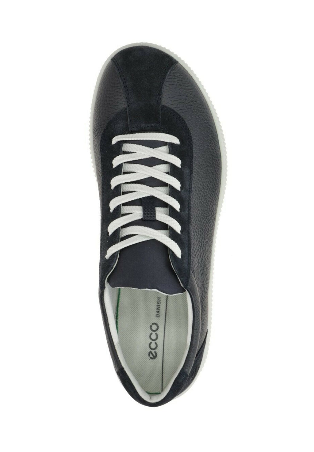 SNEAKERS Media 3