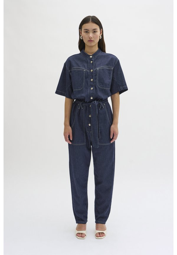 My Essential Wardrobe MALO