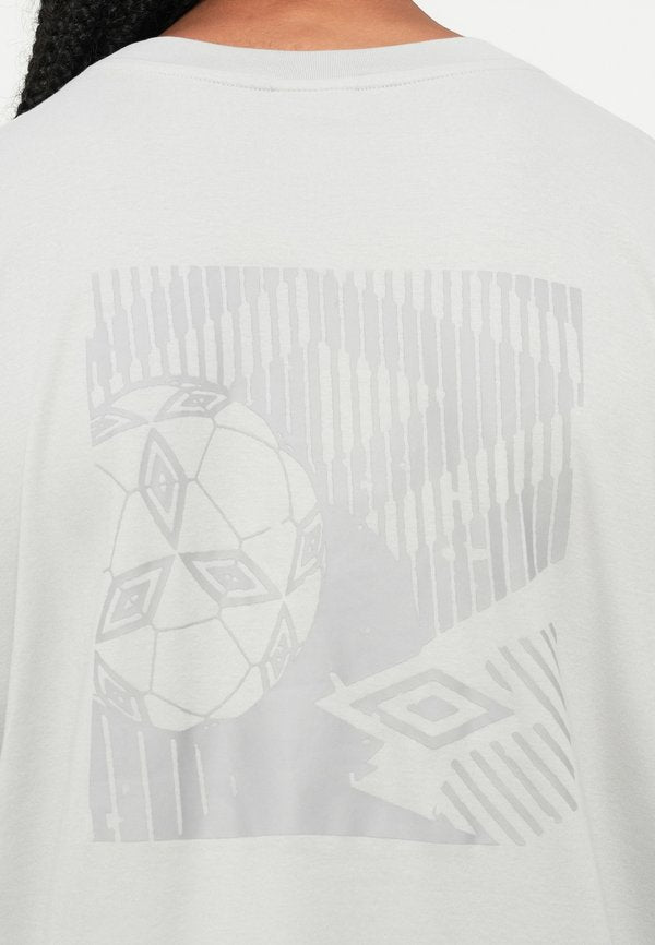 Umbro BOX GRAPHIC TEE