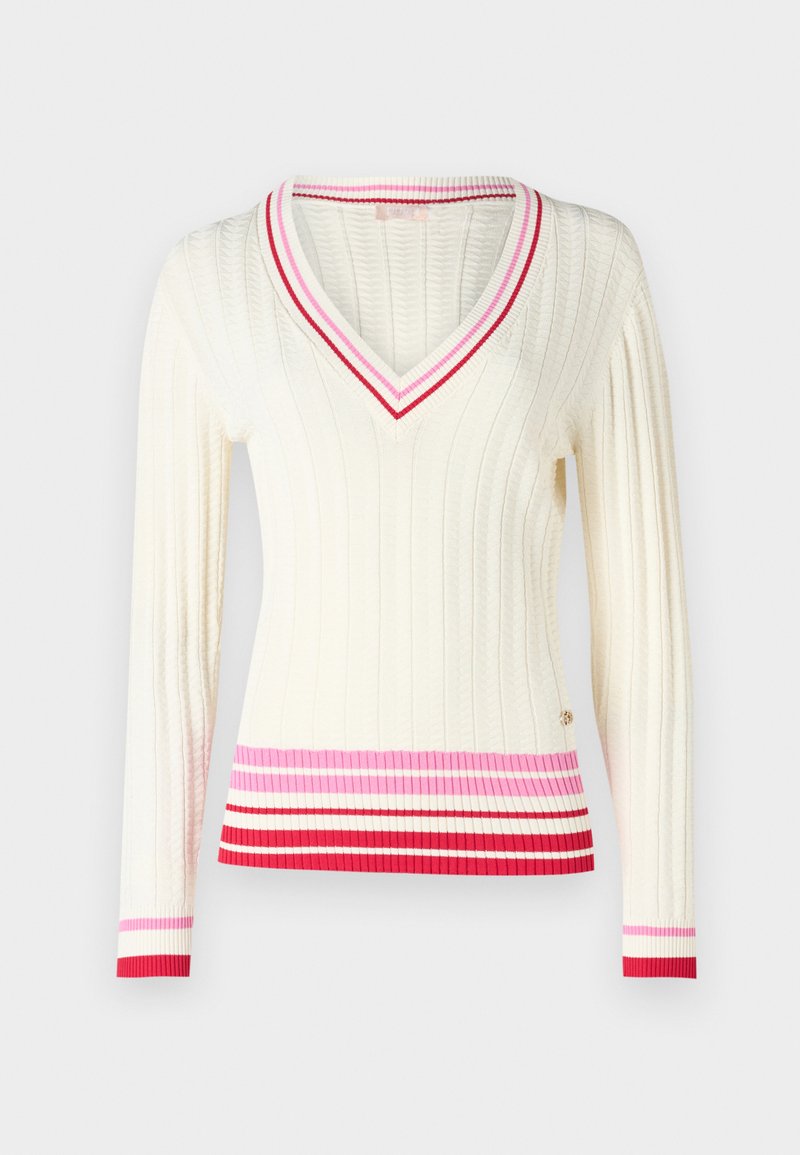 MAGLIA CHIUSA Media 1