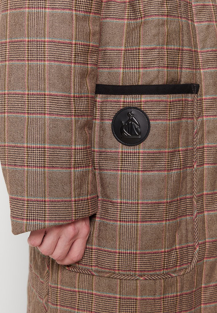 LANVIN