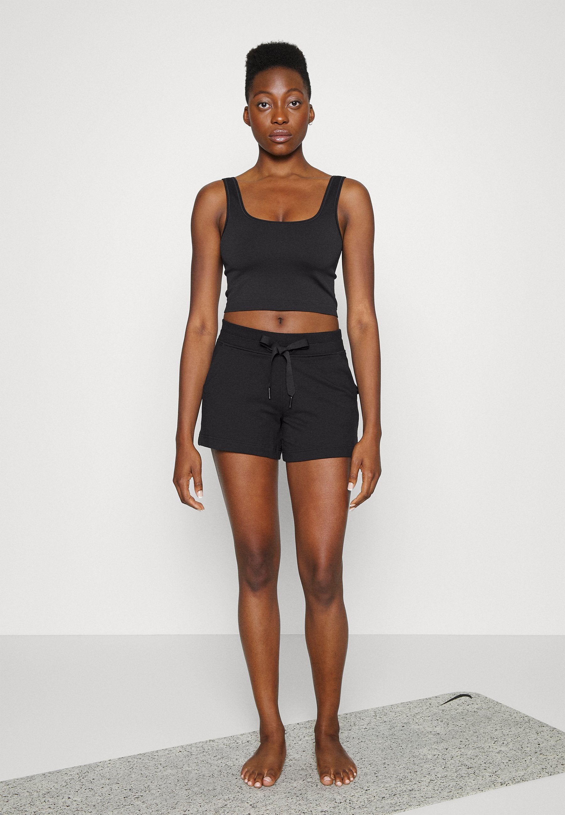 Athleta AURORA SCOOP CROP TANK