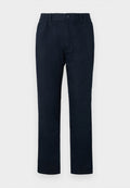 Navy Chinos mit einem elastischen Bund, einem Frontknopfverschluss und einem geraden Bein. Glatte Textur ohne sichtbare Muster.