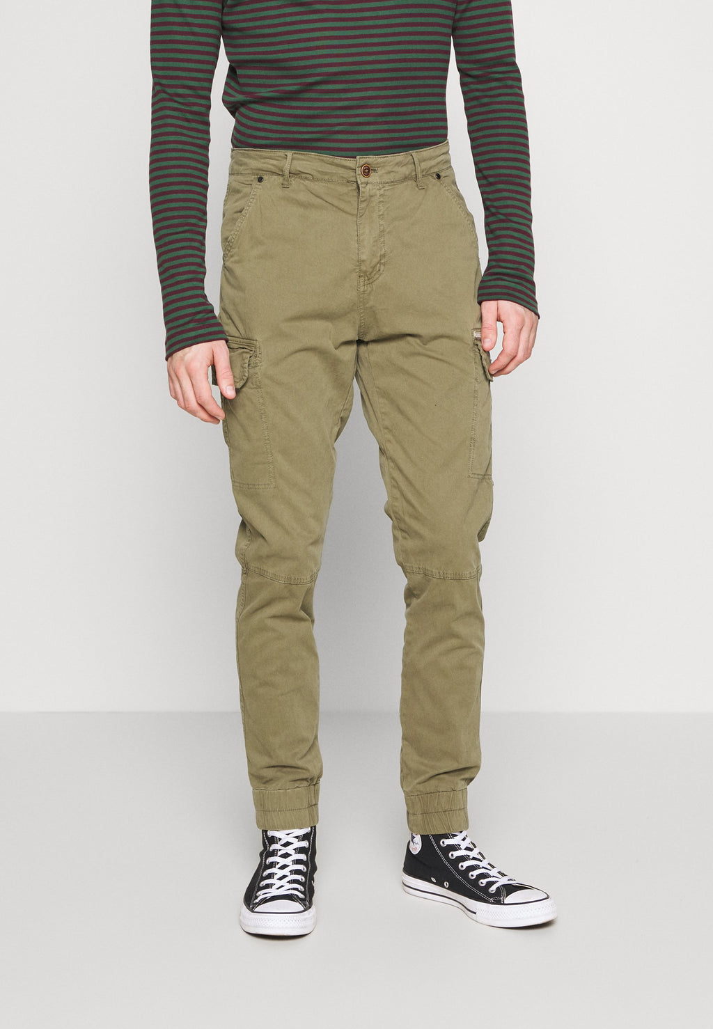 BHNAN REGULAR FIT SLIM LEG Media 3