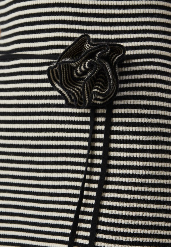 Vero Moda Petite VMBLOOM O NECK DRESS