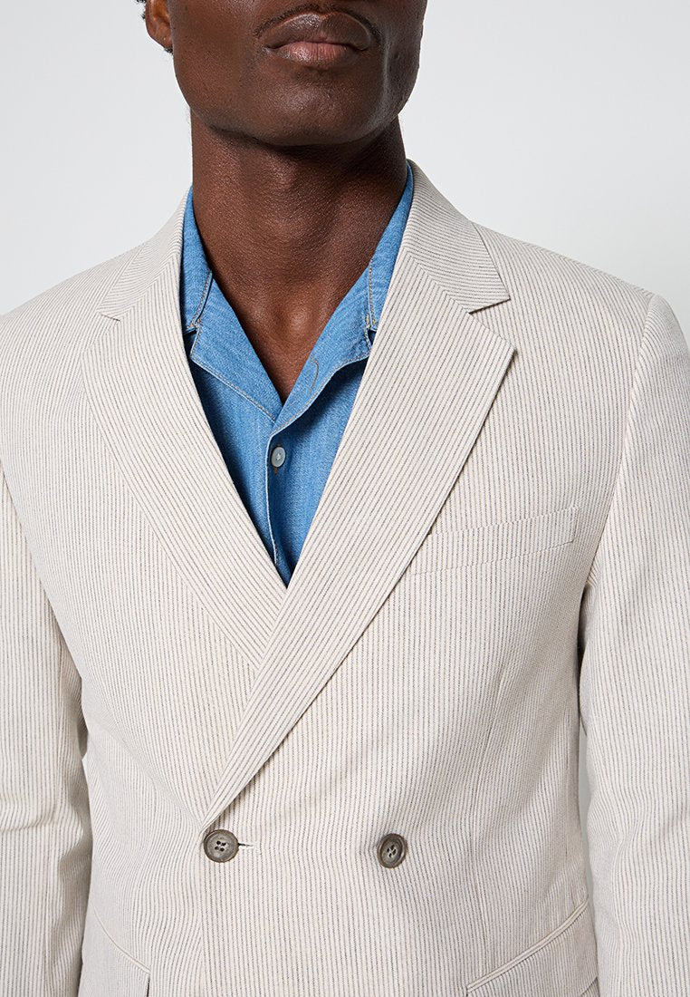 SLIM FIT Media 4