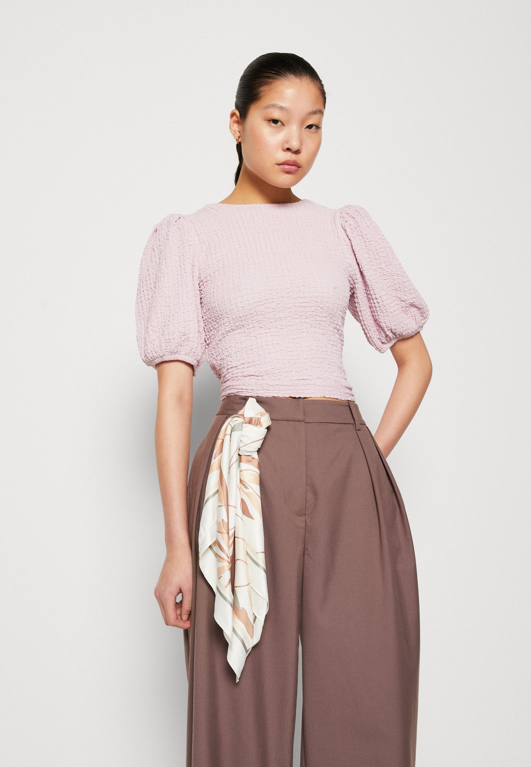 Gina Tricot SAGE