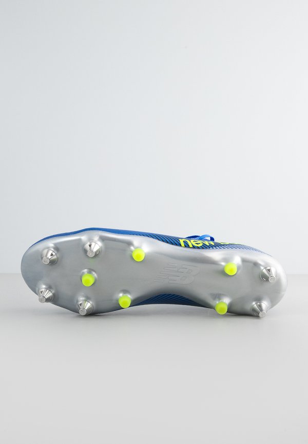New Balance FURV7 PRO SG