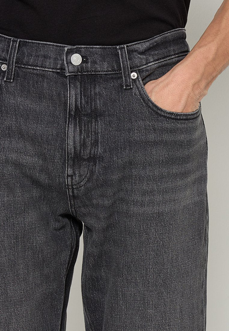 RYAN SLIM FIT Media 5
