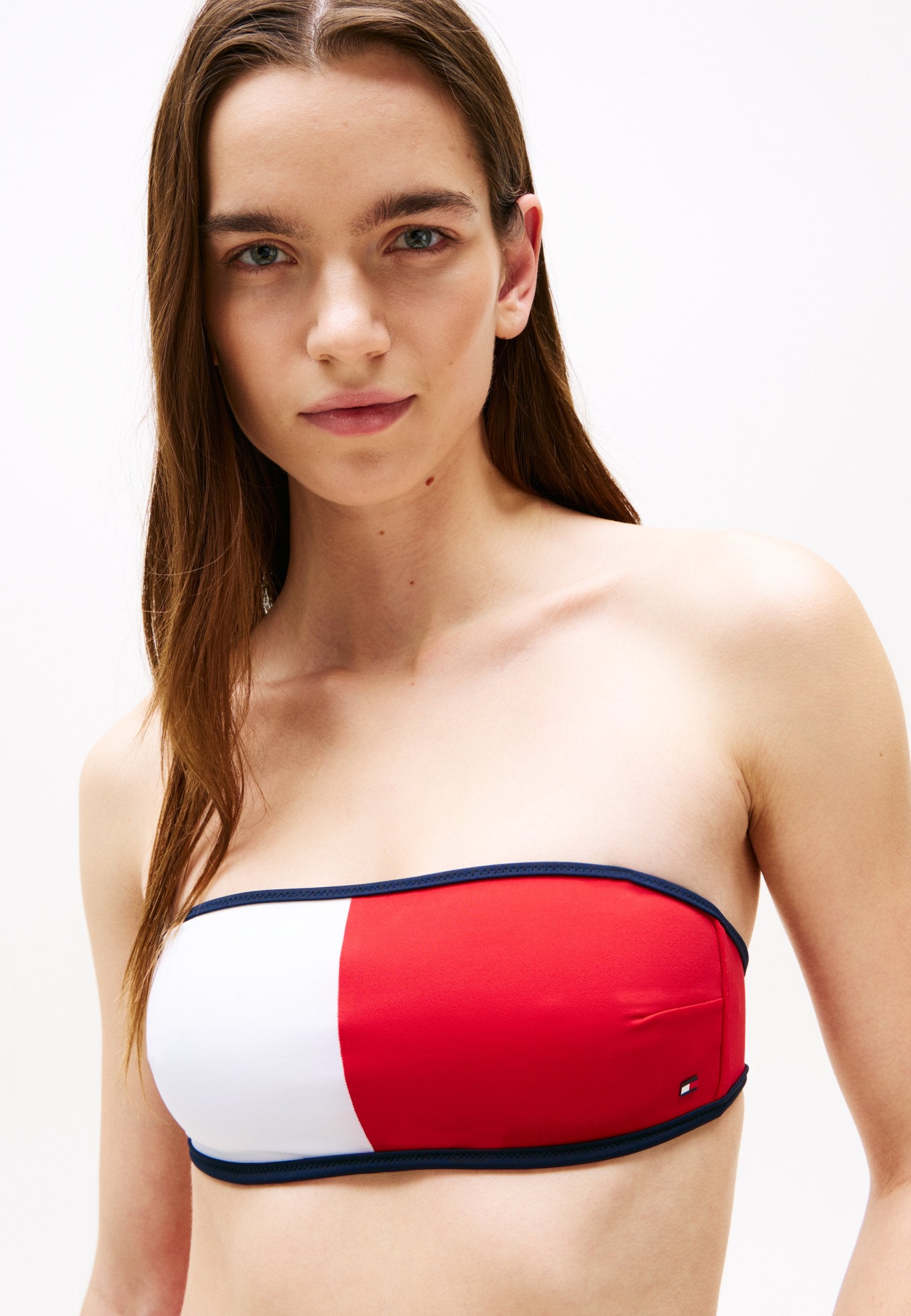 CORE FLAG BANDEAU Media 5