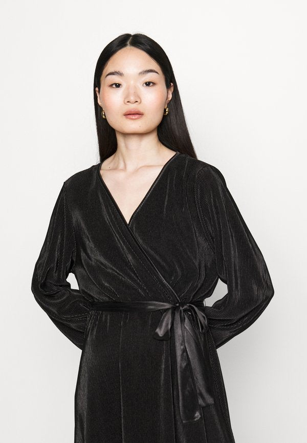 Vero Moda Petite VMAVI WRAP DRESS