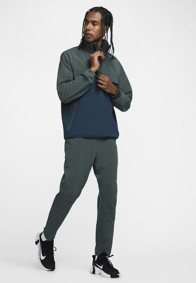 Nike Performance
