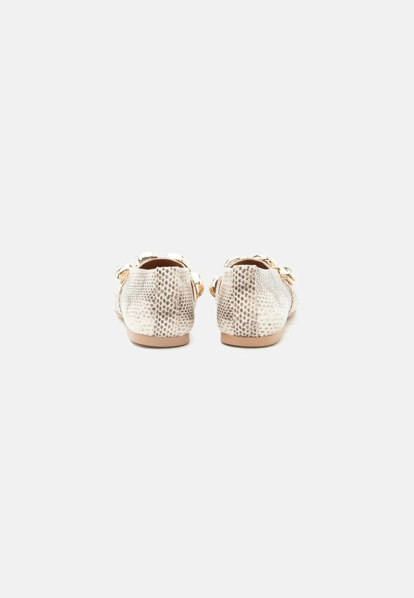 Steve Madden POPPIN