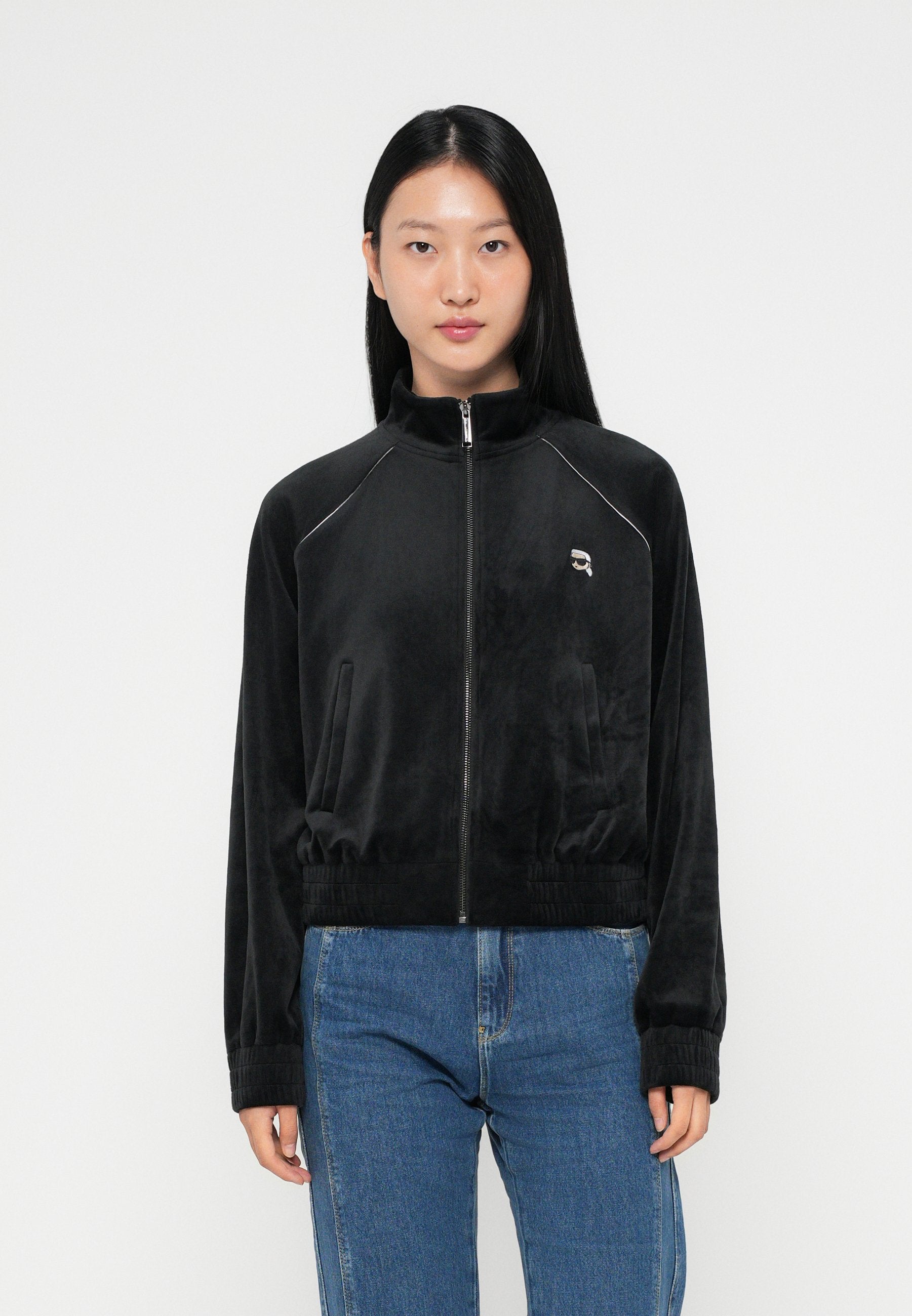 IKON ZIP UP Media 3