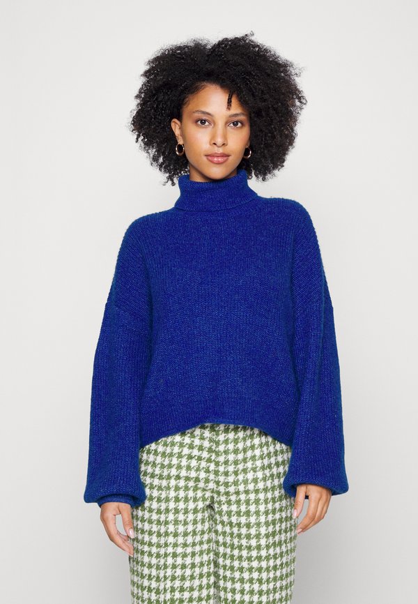 Vero Moda Petite VMYVONNE ROLLNECK ROLLEDGE