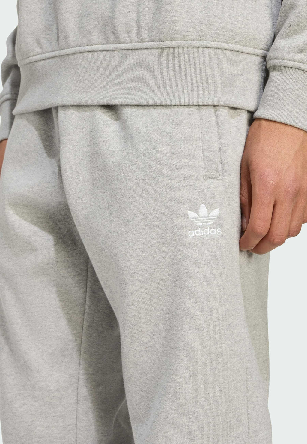 adidas Originals ESS PT