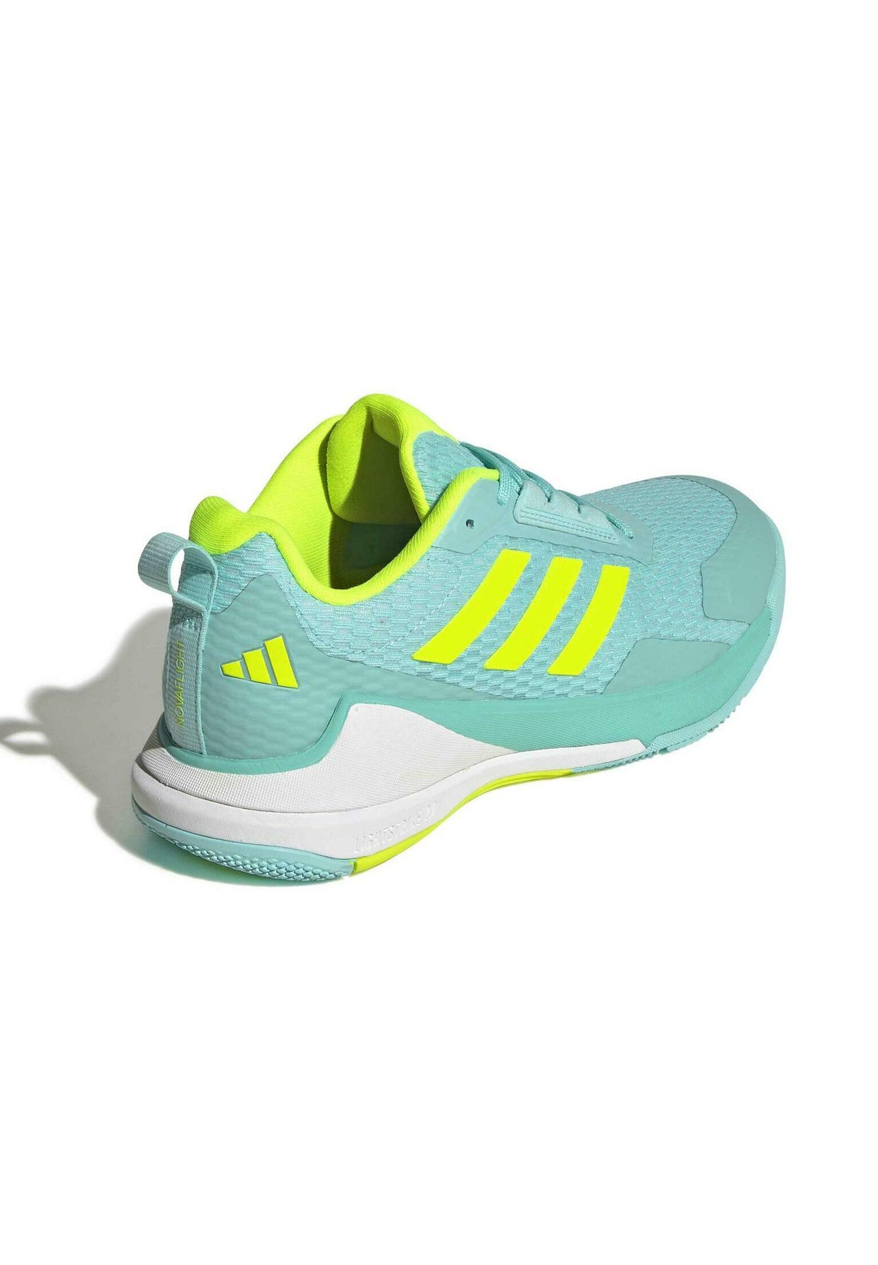 adidas Sportswear NOVAFLIGHT 2