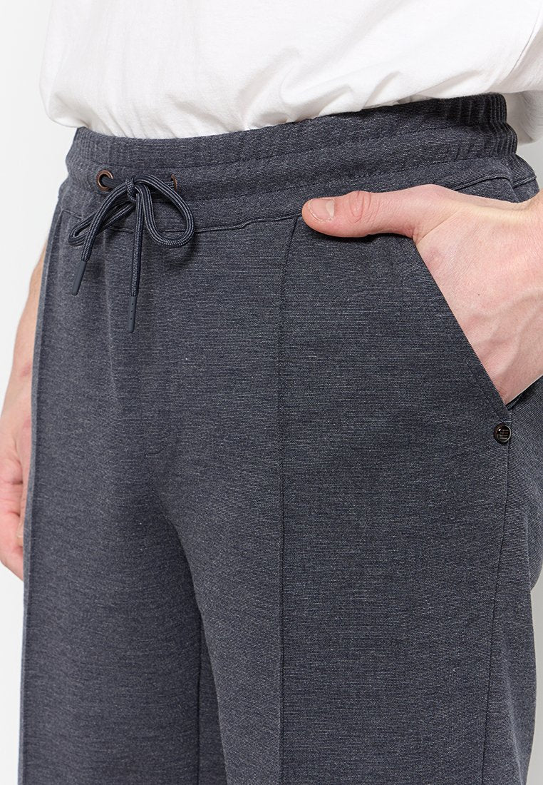 NO EXCESS Shorts Media 4