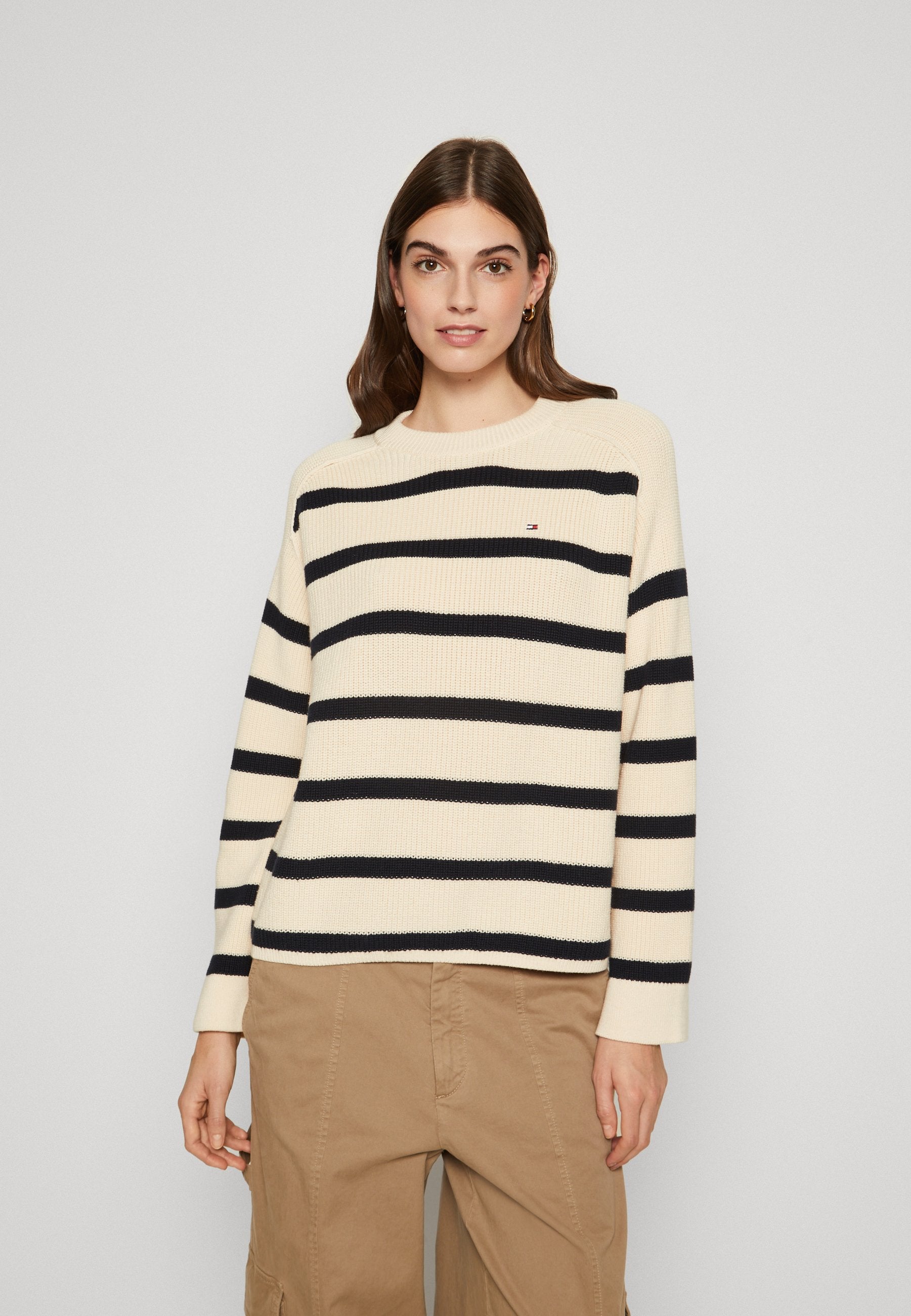 CARDI STITCH Media 3