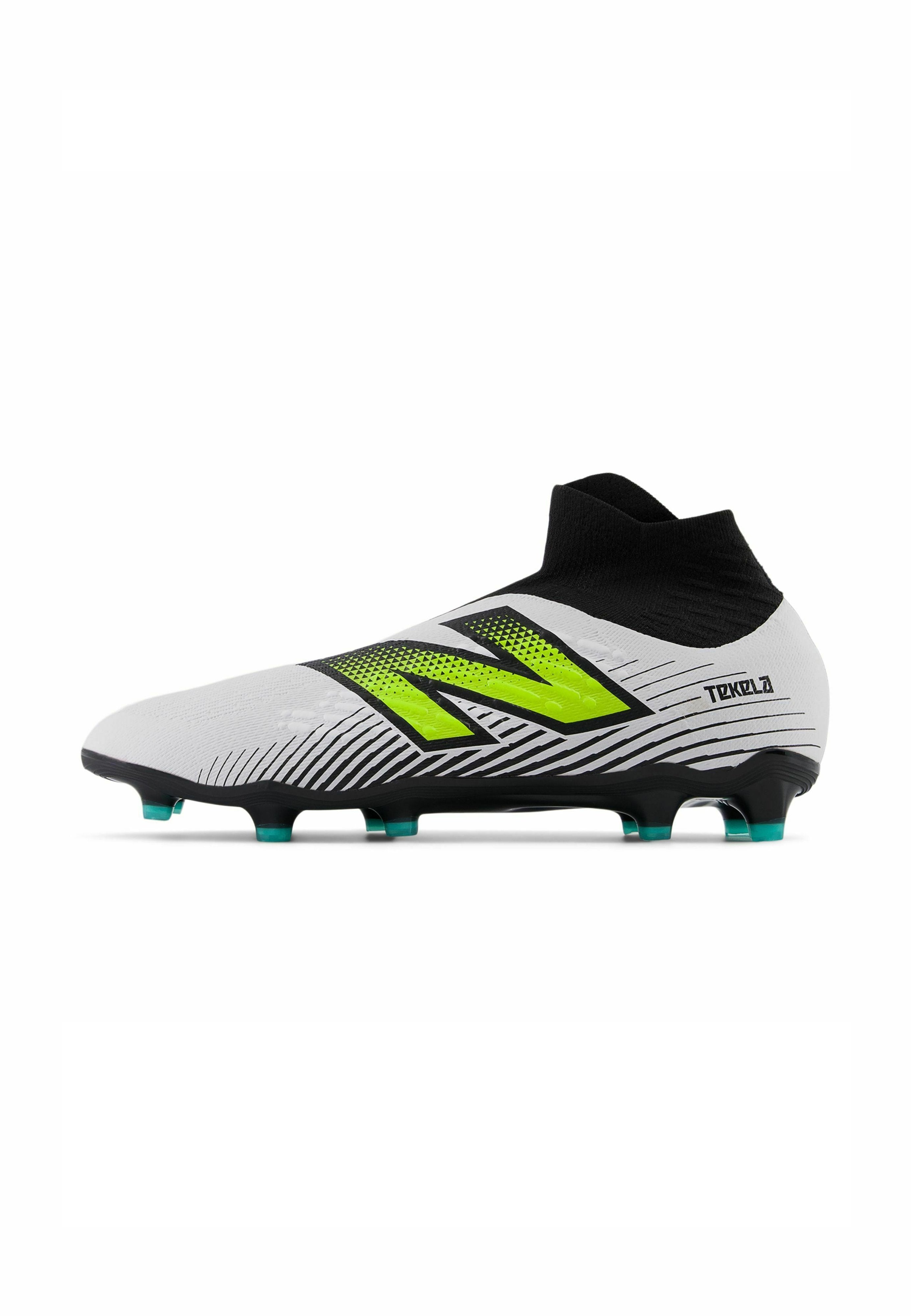 New Balance TEKELA MAGIA