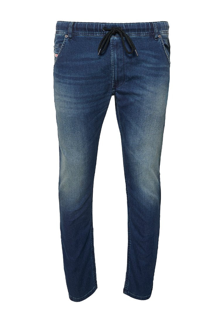 Dunkelblaue Jeans mit verwaschenem Finish, ausgestattet mit einem Taillenbund mit Kordelzug und einem Fünf-Taschen-Design. Aus Baumwolle mit glatter Textur gefertigt.