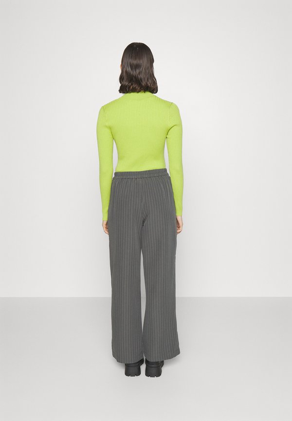 Pieces Petite PCBOSSY WIDE STRIPED PANTS