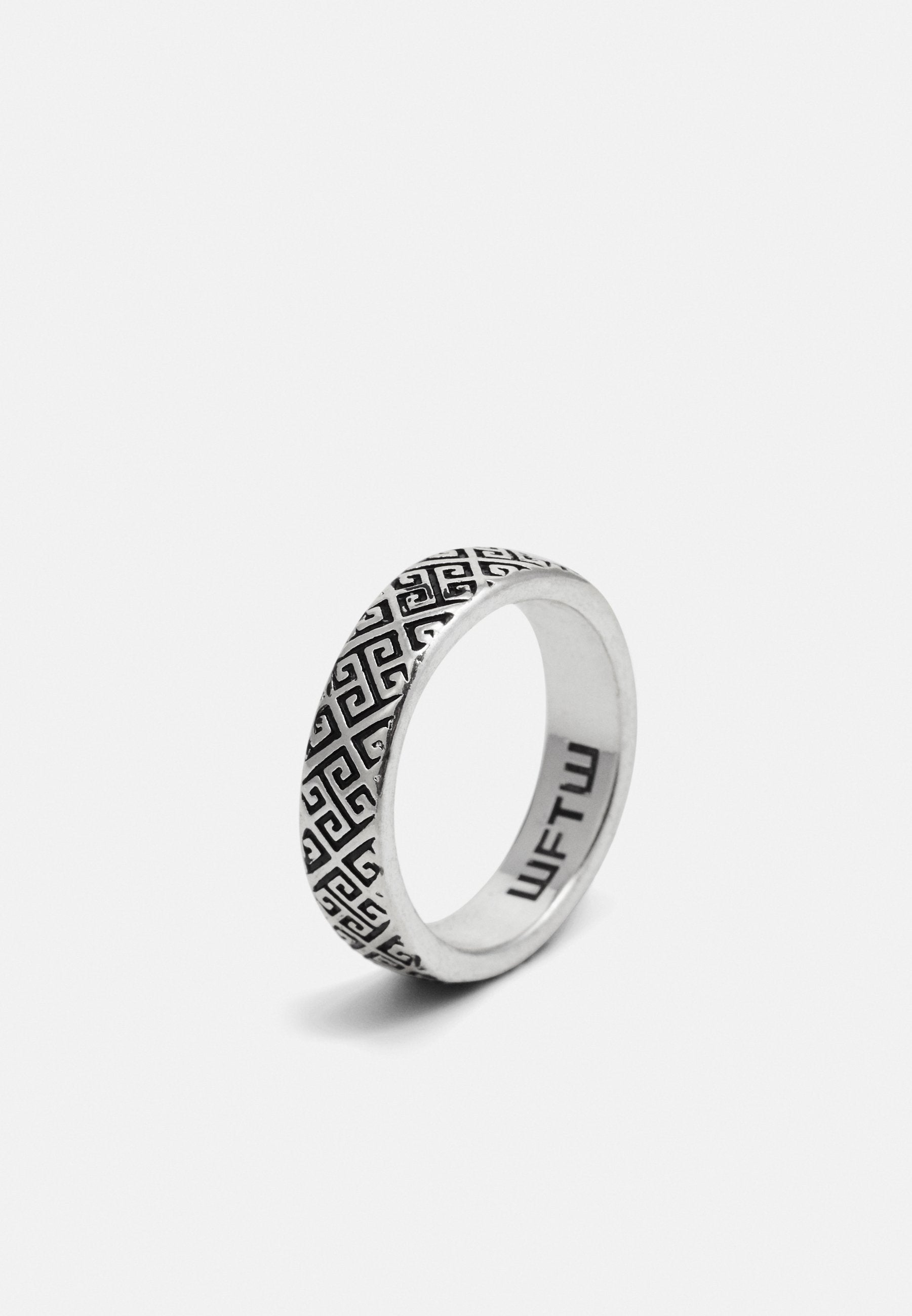 Wild For The Weekend REPEAT PATTERN BAND