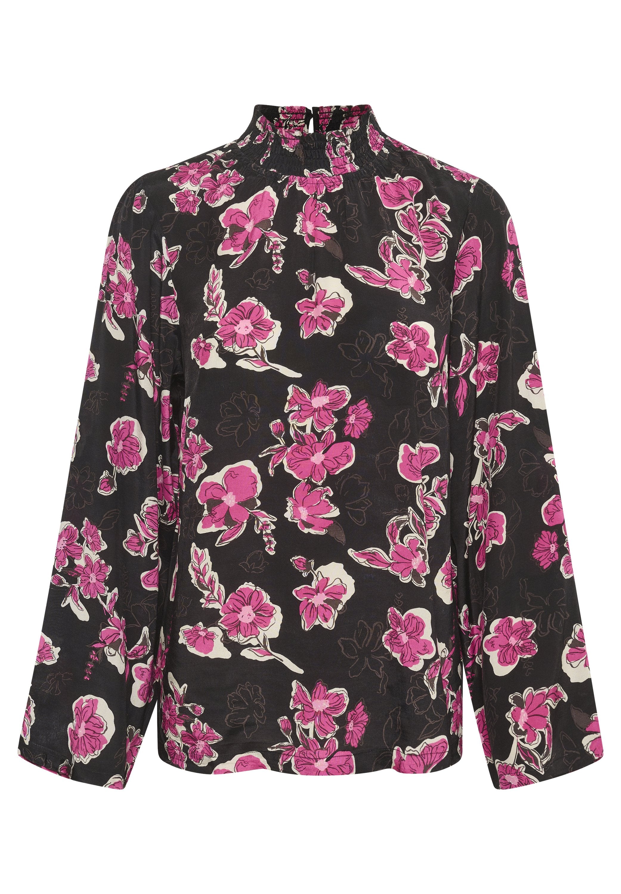 Schwarze Stoffbluse mit langen Ärmeln, die einen hochgerafften Kragen und ein florales Muster in Pink und Weiß aufweist.