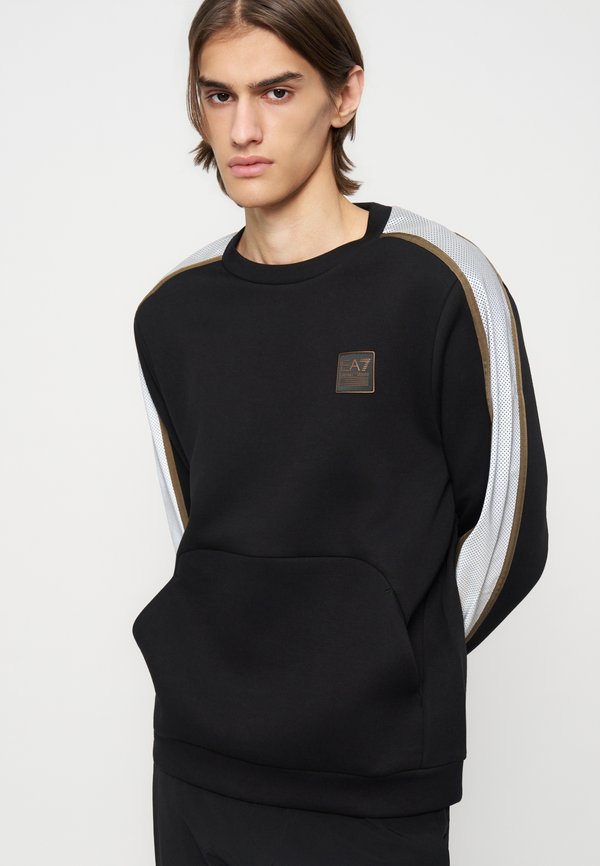 EA7 Emporio Armani