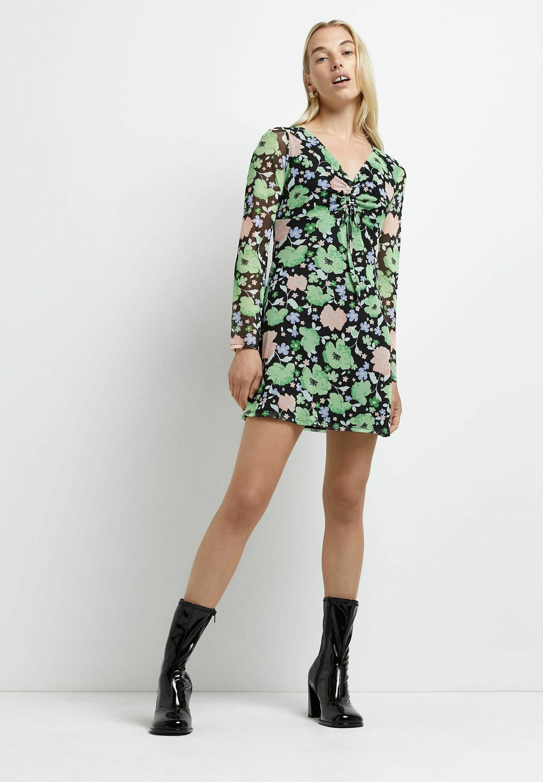 River Island