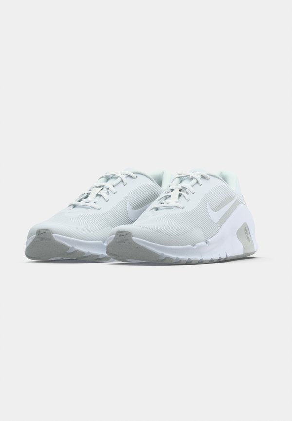 Nike Performance FLEX TRAIN