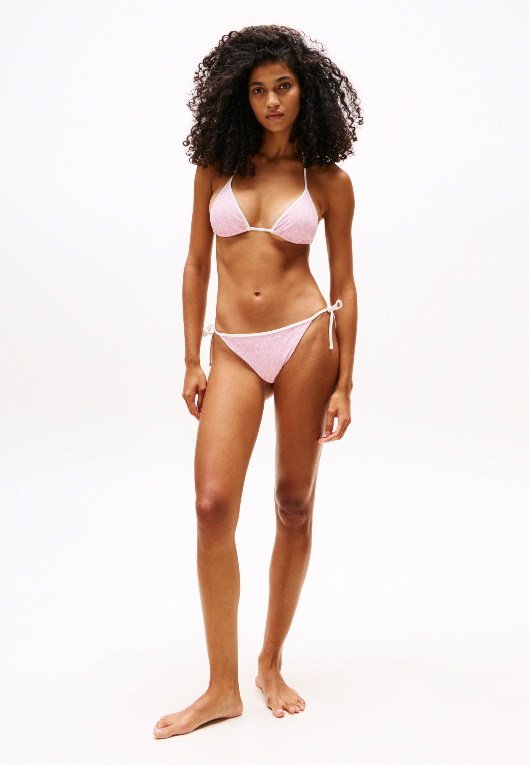 ESSENTIALS CHEEKY STRING SIDE TIE PRINT Media 2