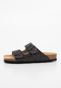 Schwarze Glitzer-Sandalen mit zwei verstellbaren Schnallen, Korkfußbett und strukturiertem Gummiaußensohle für mehr Grip. Einfaches und lässiges Design.