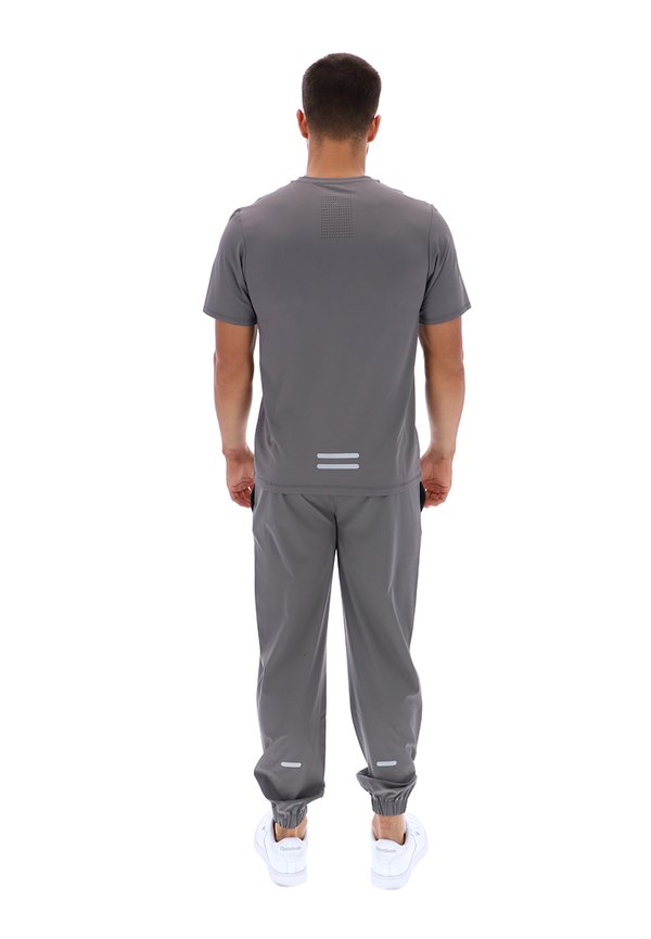 Ted Baker Sports LARS