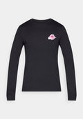 Schwarzes Langarm-T-Shirt aus Baumwolle, mit einem pinken Blumenmotiv und einem weißen Logo auf der linken Brust. Einfaches und figurbetontes Design.