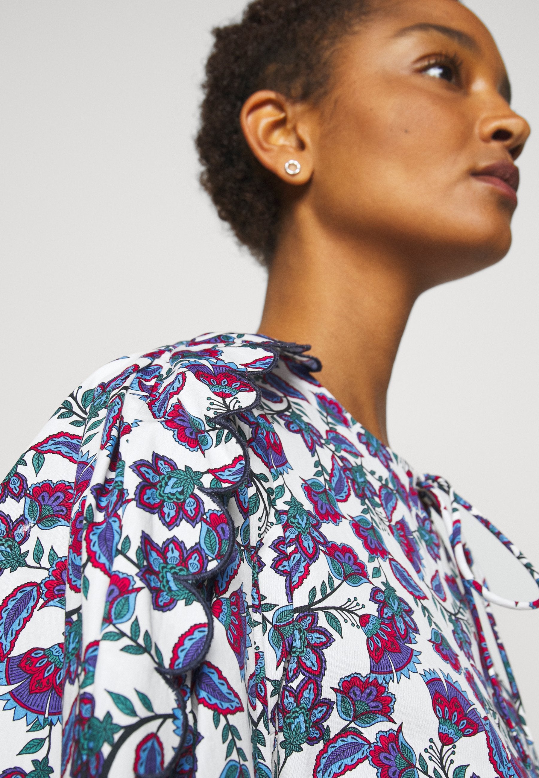 Claudie Pierlot BARIOLE