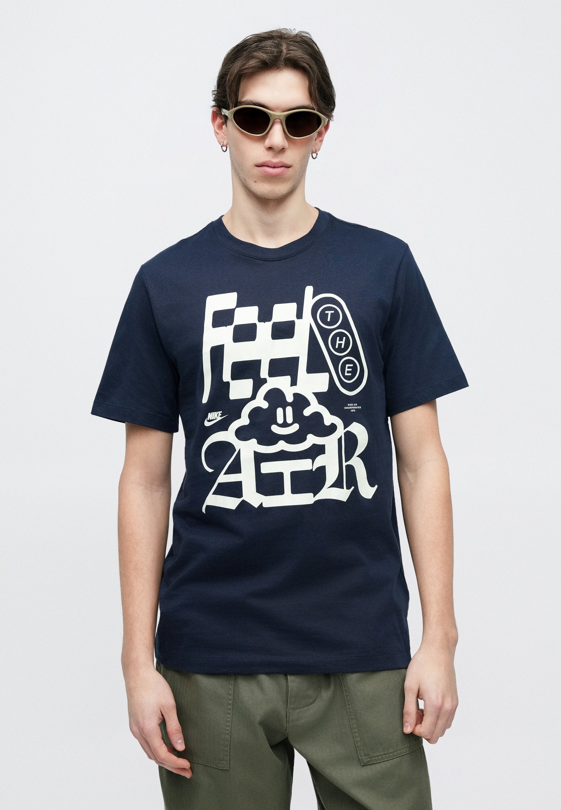 Nike Sportswear TEE CLOUD